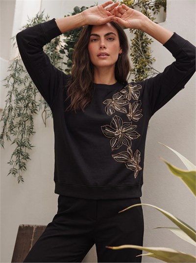 Siyah Çiçek Boncuk İşlemeli Sweatshirt