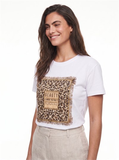 Beyaz Leopar Baskılı Tişört
