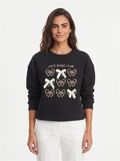 Siyah Fiyonk Nakışlı Sweatshirt