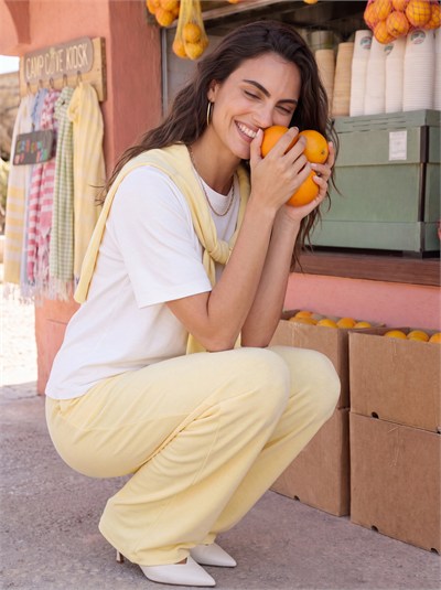Sarı Beyaz Şal Detaylı Takım
