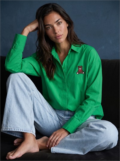 Yeşil Ayıcık Nakışlı Oversize Gömlek