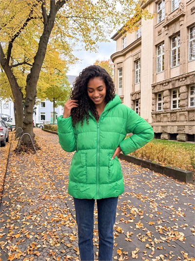 Yeşil Kapüşonlu Oversize Şişme Mont