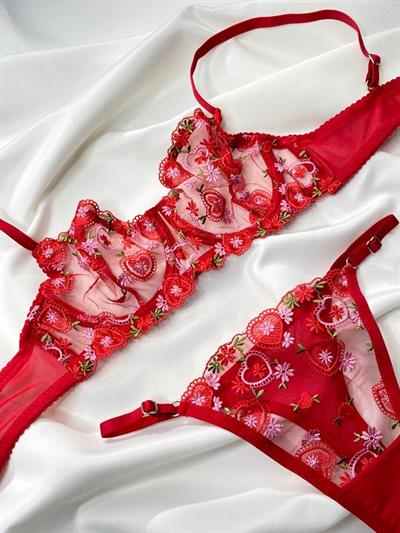 Dantel Heart of Desire  B CUP Bralet Takımı