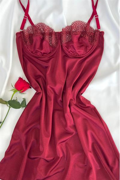 Ahude Koleksiyonu Balenli Bordo Saten Gecelik