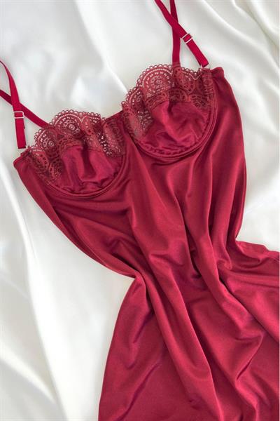 Ahude Koleksiyonu Balenli Bordo Saten Gecelik