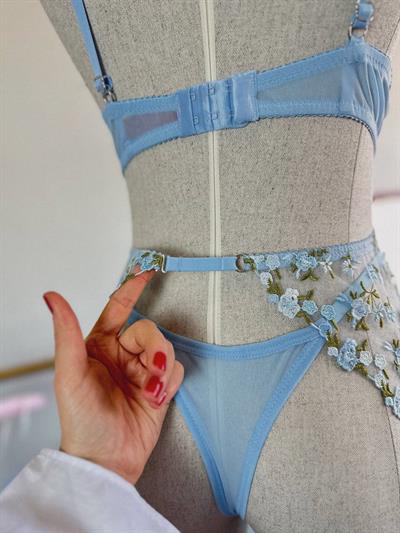 Dantel Buz Çiçeği Jartiyer Kemeri