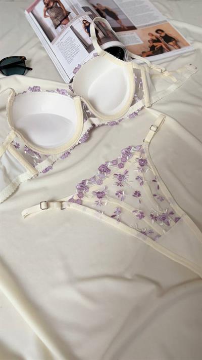 Dantel Lavinya Bloom Push Up Sütyen Takımı 