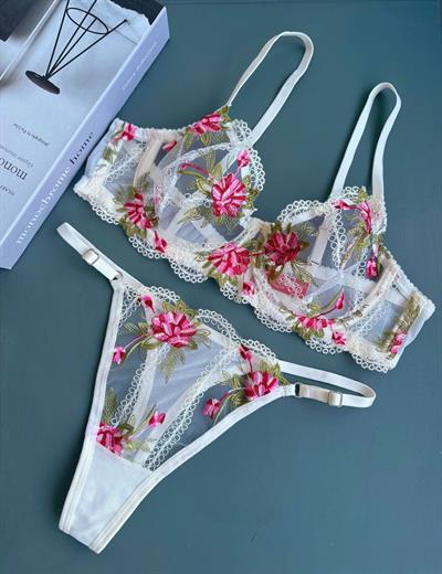 Dantel Şakayık B CUP Bralet Takımı Ekru