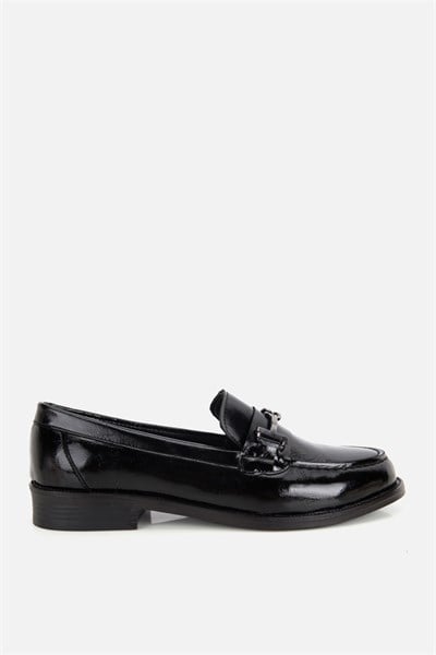 Kadın Siyah Rugan Tokalı Düz Tabanlı Klasik Loafer