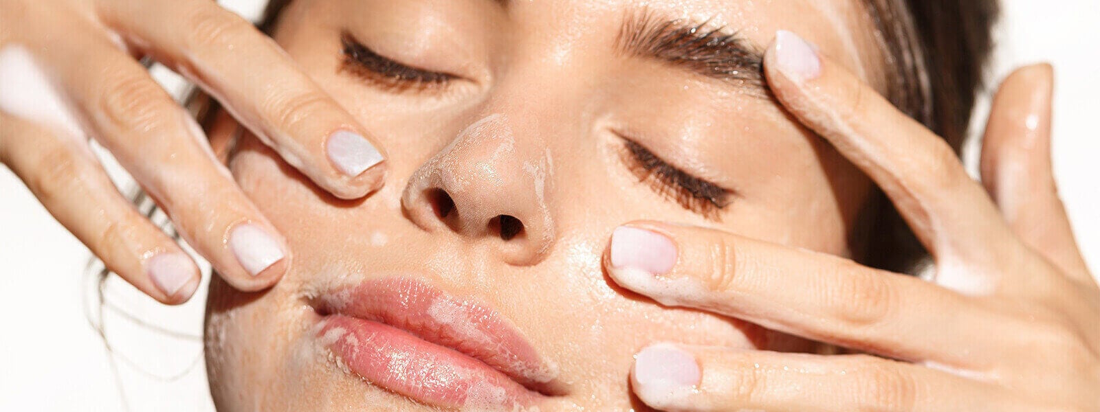 Cilt Bakım Trendi Slugging Nedir? Faydaları Nelerdir? | Propia