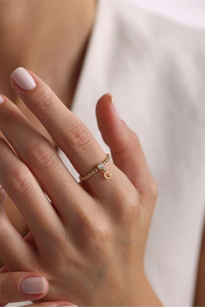 Sallantılı Taşlı G Harf Yüzük