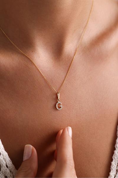 Stone Harf Kilitli Charm Pendant
