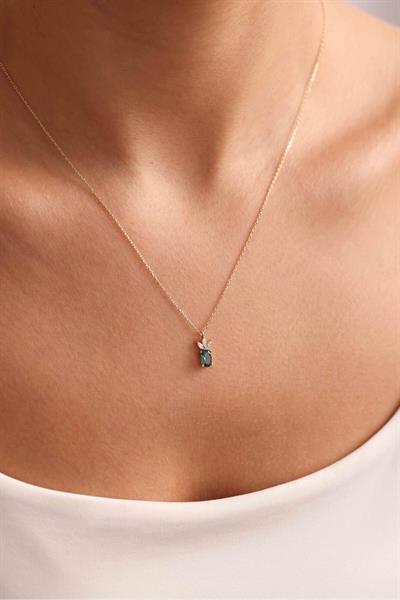 Yeşil Oval Taşlı Kolye