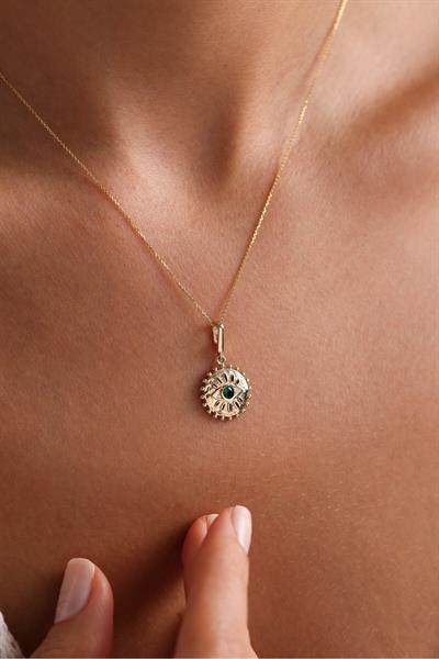 Yeşil Stone Göz Güneş Heritage Kilitli Charm Pendant