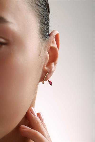 Ruby Taşlı Signature Küpe