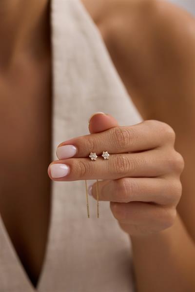 Taşlı Çiçek Sallantılı Küpe