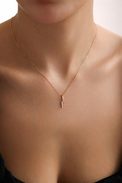 Taşlı F Harf Kilitli Charm Kolye