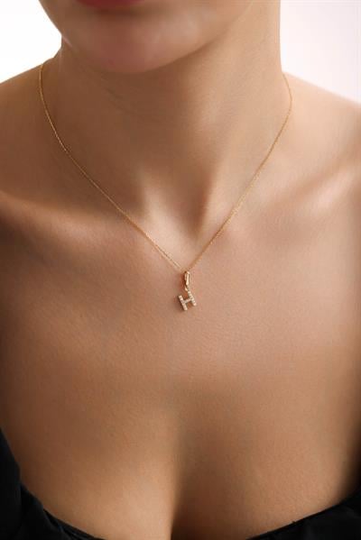 Taşlı H Harf Kilitli Charm Kolye