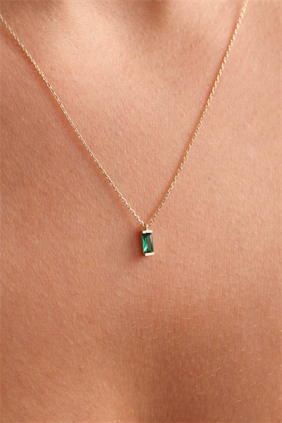 Yeşil Baget Taşlı Kolye