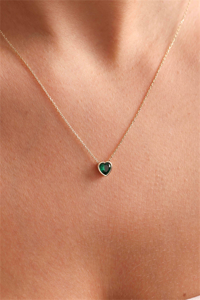 Yeşil Taşlı Kalp Kolye