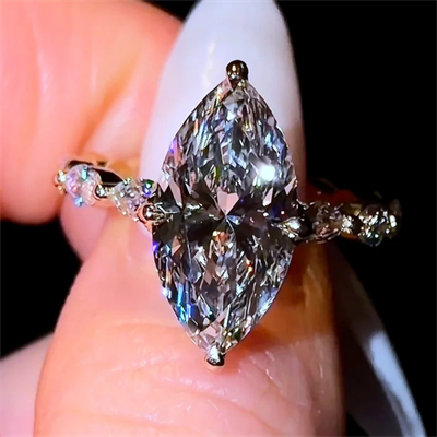 Eloven Markiz Kesim Limited Edition Pırlanta Yüzük | X Diamond