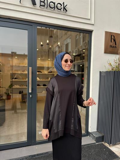 102250 Detaylı Kadın Tunik Siyah