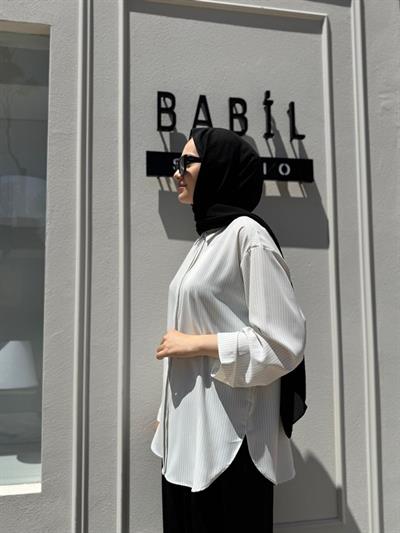 202778 Çizgili Şık Kadın Takım Beyaz