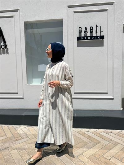 25SS249 Yırtmaçlı Kadın Gömlek Ekru
