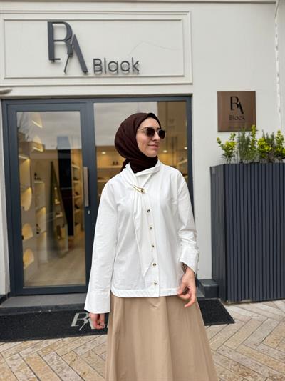 2601-3016 Broş Detay Kadın Tunik Beyaz