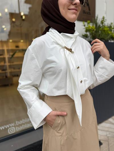 2601-3016 Broş Detay Kadın Tunik Beyaz