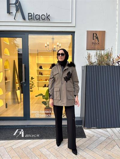 26FWMNT0001 Helin Kol İşlemeli Kadın Mont Haki Yeşil