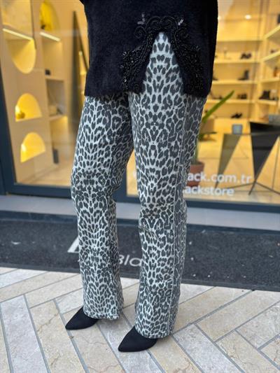 26FWPNT0019 Zincir Detay Douglas Kadın Pantolon Leopar
