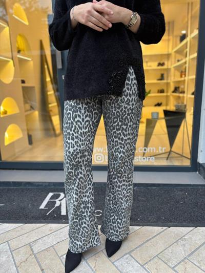 26FWPNT0019 Zincir Detay Douglas Kadın Pantolon Leopar
