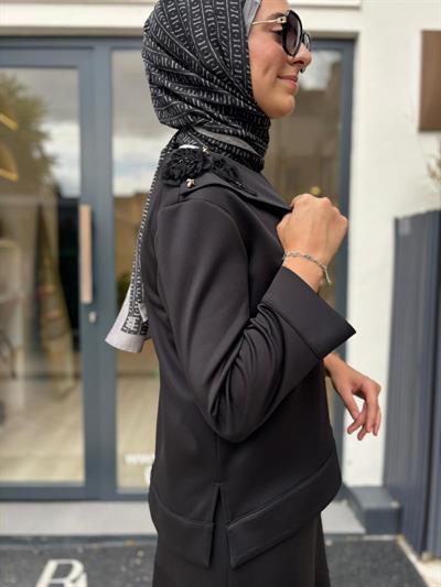 26FWSWE0006 Omzu İşlemeli Valde Kadın Sweat Siyah