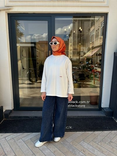 26SS216 Nakışlı Kadın Sweat Beyaz