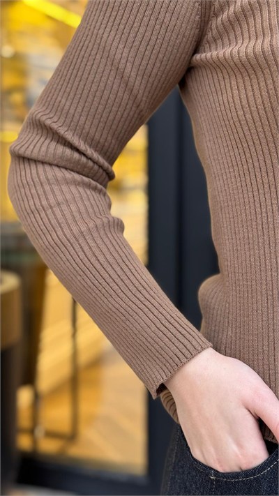 27FW229 Düğmeli Triko Kadın Bluz Taba