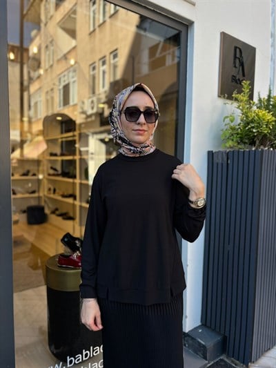 39028 Bisiklet Yaka Kadın Tunik Siyah