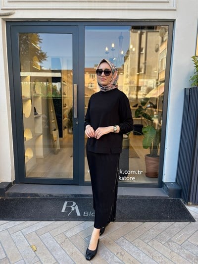 39028 Bisiklet Yaka Kadın Tunik Siyah