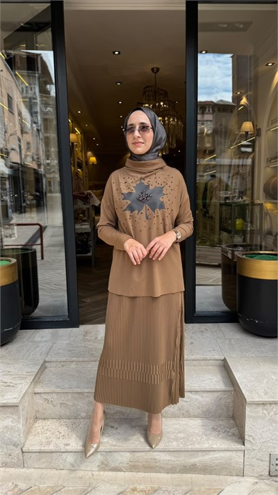 40000 Boncuk İşlemeli Kadın Takım Camel