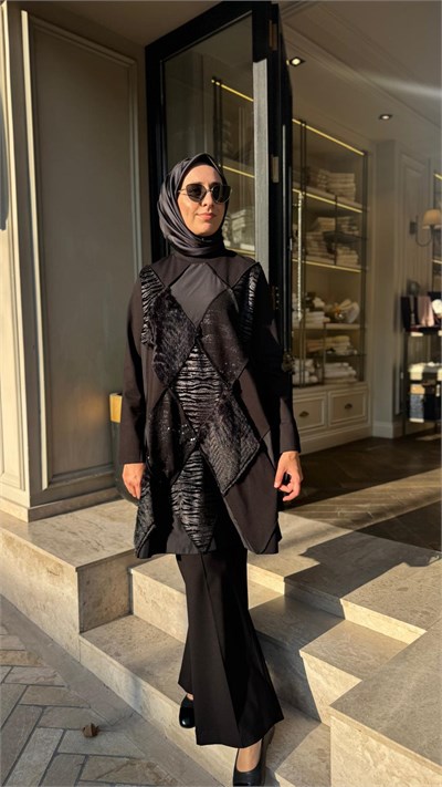 40009 Tüy Detay Kadın Tunik Siyah