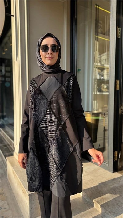 40009 Tüy Detay Kadın Tunik Siyah