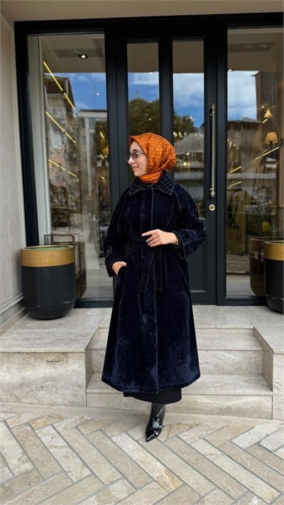 40500 Dokulu Kadın Pardesü Lacivert