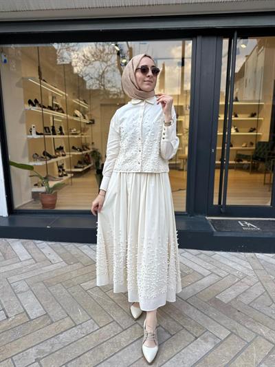 Brode Detaylı Melissa Kadın Etekli Takım Ekru
