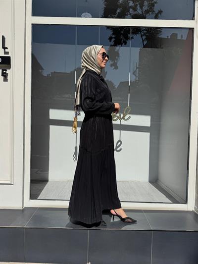 Çizgili Beli Sıkmalı Kadın Cupro Elbise Siyah