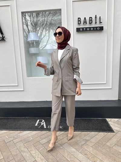 Dalia Düğme Detaylı Kadın Ceket Takım Vizon