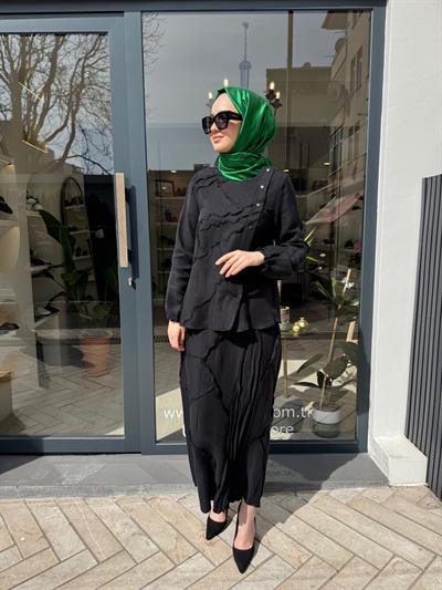 Düğmeli Ters Dikişli Kadın Etek Takım Siyah