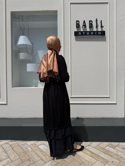 Etek Ucu Fırfır Desenli Kadın Elbise Siyah