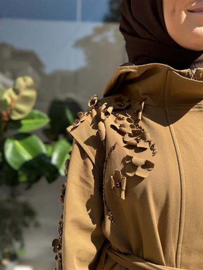 Forest Omzu Çicek Detaylı Kadın Tasarım Ceket Camel