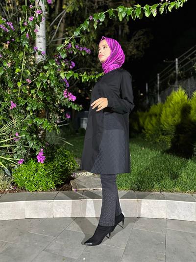 Kabartma Desenli Kadın Tunik Siyah