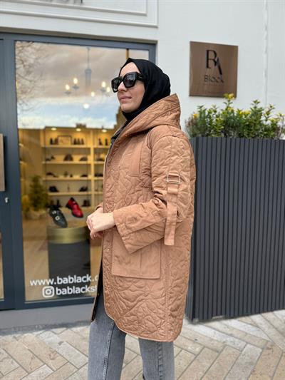 Kapitone Detaylı Catania Kadın Mont Camel
